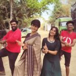 Gauthami Jadav Instagram – Team sathya🤩 on trending song 😀 
#trending #trendingreels #reels #sathya #zeekannada