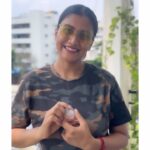 Gauthami Jadav Instagram - Lucky🤩Dip #win silver coin🪙 To order what’s app 9108013233 @vana_thailam #hairoil #hairoilsforgrowth #hair #haircare #haircareproducts #naturalingredients