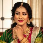 Gauthami Jadav Instagram - One of my favourites ♥️😍 Makeup @makeoverby_lakshmiyogi Jewellery @avyana_rental_jewels_bangalore Designer @akrutiboutiquebykalasuresh Vc @chidu.ln_portraits #makeover #jewellery #trendingreels #gouthamijadav #reels