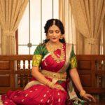 Gauthami Jadav Instagram - One of my favourites ♥️😍 Makeup @makeoverby_lakshmiyogi Jewellery @avyana_rental_jewels_bangalore Designer @akrutiboutiquebykalasuresh Vc @chidu.ln_portraits #makeover #jewellery #trendingreels #gouthamijadav #reels