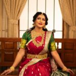 Gauthami Jadav Instagram - One of my favourites ♥️😍 Makeup @makeoverby_lakshmiyogi Jewellery @avyana_rental_jewels_bangalore Designer @akrutiboutiquebykalasuresh Vc @chidu.ln_portraits #makeover #jewellery #trendingreels #gouthamijadav #reels