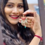 Gauthami Jadav Instagram – @sanjay_jewellers 10 years WARRANTY on Polish 
Pure silver gold polished jewellery 

Follow @Sanjay_jewellers 
Store locations-  
– Rt street (Chickpet)
– 3rd Block jayanagar 
– 2nd Floor Mantri Mall
Call  91-8867676486 for locations