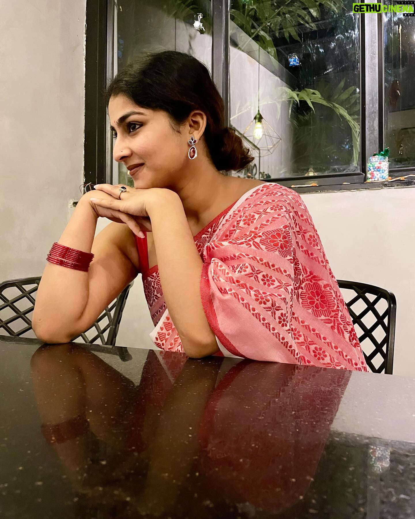 Gayathri Ashok - 3.8K Likes - ❤️🤍
#saree