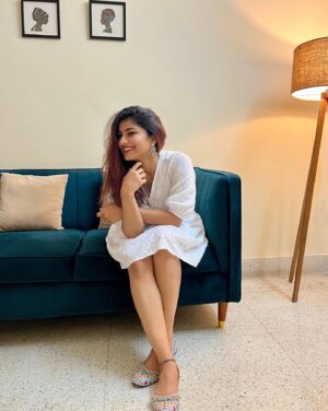 Gayathri Ashok Instagram - For the love of white 🤍 

📷: @shruti_nair_ 

#white #atpeace #serenity