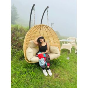 Gayathri Ashok Instagram - Breathe, see, listen, feel what’s around ✨🌻