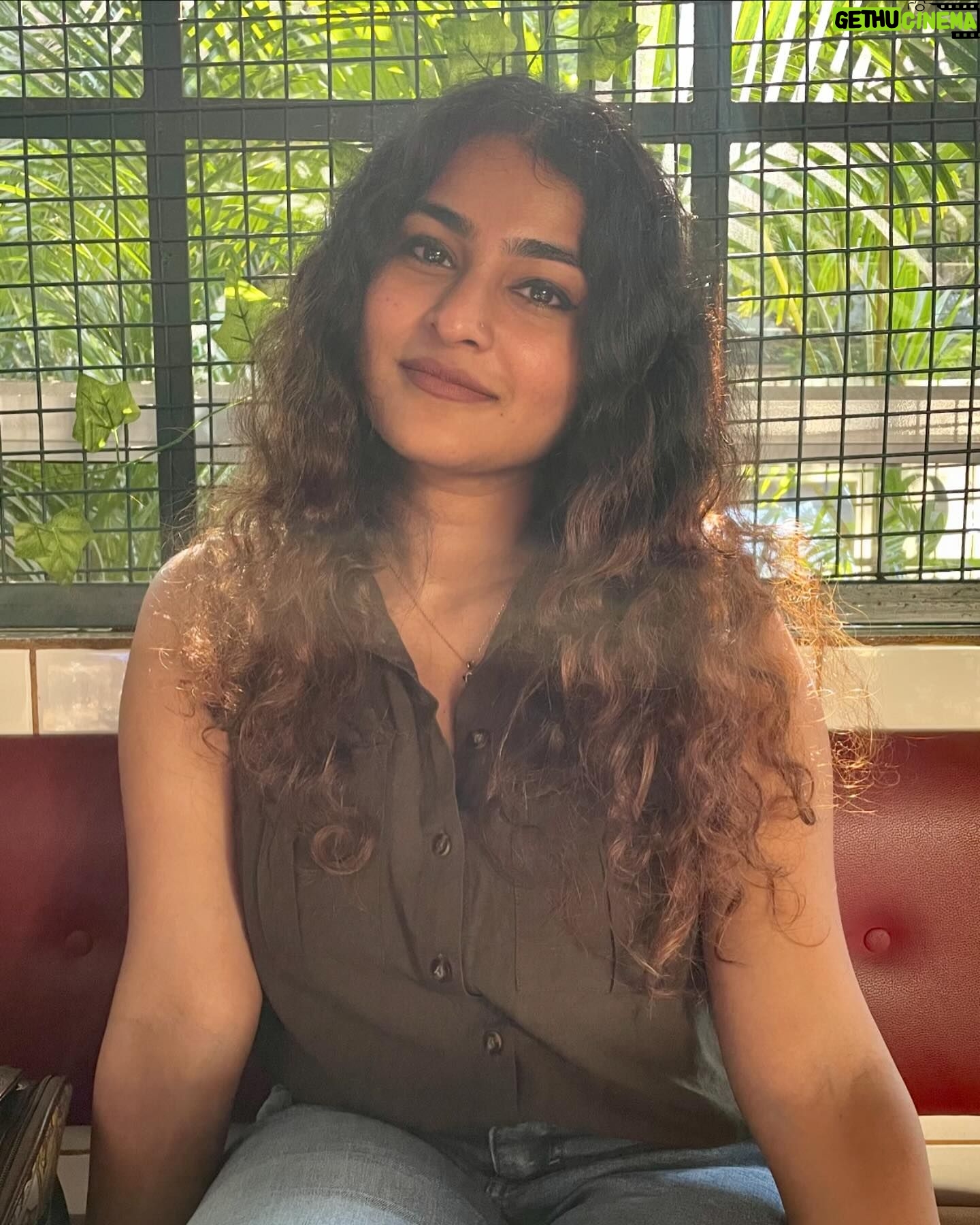 Gayathri Ashok - 3.4K Likes - The messy hair look for the day 🥸
#messyhair #new #dontcare