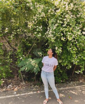 Gayathri Ashok Instagram - 🤍✨Swipe for a blooper🙈
