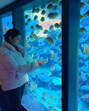 Gayathri Reddy Instagram - A lot of firsts this year.
My first birthday being away from my mom, brother and my bunny. My first with my husband. My first in a different country. My first without friends. My first without birthday blues. My hubby had all these surprises planned and made it so freakin memorable. He knew how much I love animals so we went to a zoo AND an aquarium. Basically I saw land animals, sea animals, birds, everything… ran around like a 4 year old the whole time. I mean… I couldn’t have asked for more. Thank u @nishanth.reddy.5851 . You are the best❤️
(Birthday vlog coming soon)
#birthdaydump