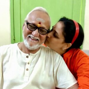 Gayatri Bhargavi Instagram - Year 2023, is ending with a heavy heart & grief. 

My Nanna garu, my 1st Love, Guide, Hero’s completed his physical life Journey on 26th Dec 2023. 

Healthy & Happy, he lived  like a King till his last breath. Void of his physically presence is evident , but we are sure, his Soul is guiding us always. 

We believe, he will keep an eye on us, as he Donates his EYES 👀 [coroneas] to someone special.
#thankful to @friends2support  @mohanfound @vasaneyecare_hyd @sowjanya.sameer & my family, our good friends who were with me in completing this process. 
#organdonation 

Nanna garu Dr K. Suryanarayana Sarma ji, is a multifaceted, Charmer & always  a Smiling Heartthrob. 

On one side, A man with Masters degree in Social work,  New Delhi, challenged self to a Businessman, got into crises and then studied law as a student to fight his own case, just to be a winner & thrived to get an Doctorate. Was a College professor, An Author ✍️, etc etc the list goes on…. he had always challenged himself & proved successful each time. 
Thus Daddy is my True Super Hero. 👌😍 

The other side, A Good Friend, A blue eyed boy in the family, an authoritative Husband,  Caring Son, Loving Father, guide, Selfless Worker, very Naughty grandfather & a mesmerising Orator. 

An encyclopaedia of knowledge we had at home, who always guided us showing the path. 

Mere words cannot express the grief & Void we are doing though as a family today. I feel I lost the sense of direction as my Navigation is not with me. I’m lost clueless on what is next??? 😞🥲

Thankful to Almighty & Best half to give me an  opportunity of living together in one nest & I think I did give  my best to him as a daughter. 

My sister and me stand strong as pillars taking care of my Amma & everything as always. 🙏
.

.
.
.
#organdonationawareness @mohanfound #organdonationsaveslives #life #yearend #2023 #2024  #fatherdaughter #fatherlove #parents #dadlife #dad #nanna #grief #lifejourney #love @sowjanya.sameer