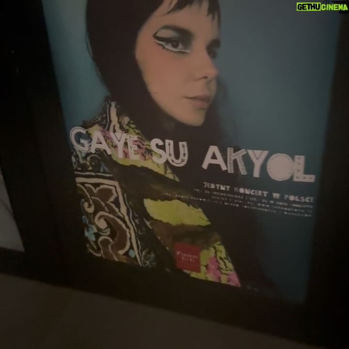 Gaye Su Akyol Instagram - The last couple of days were magic🛸✨ thanks for bringing your starry skies with you my loves 26.04 - BE - Brussels - Botanique 28.04 - PL - Warszawa - Pardon To Tu #anatoliandragonworldtour2024