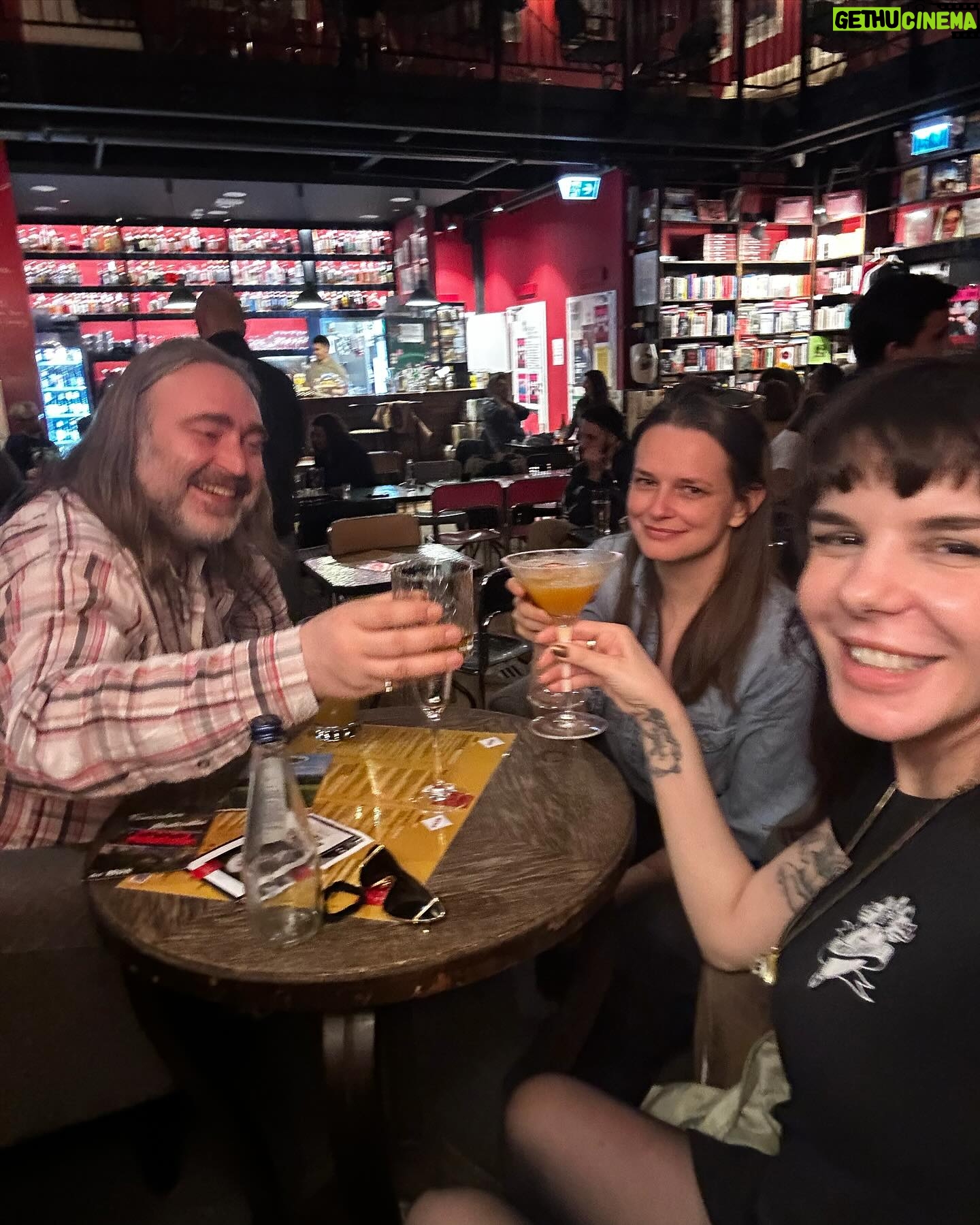 Gaye Su Akyol Instagram - The last couple of days were magic🛸✨ thanks for bringing your starry skies with you my loves 26.04 - BE - Brussels - Botanique 28.04 - PL - Warszawa - Pardon To Tu #anatoliandragonworldtour2024