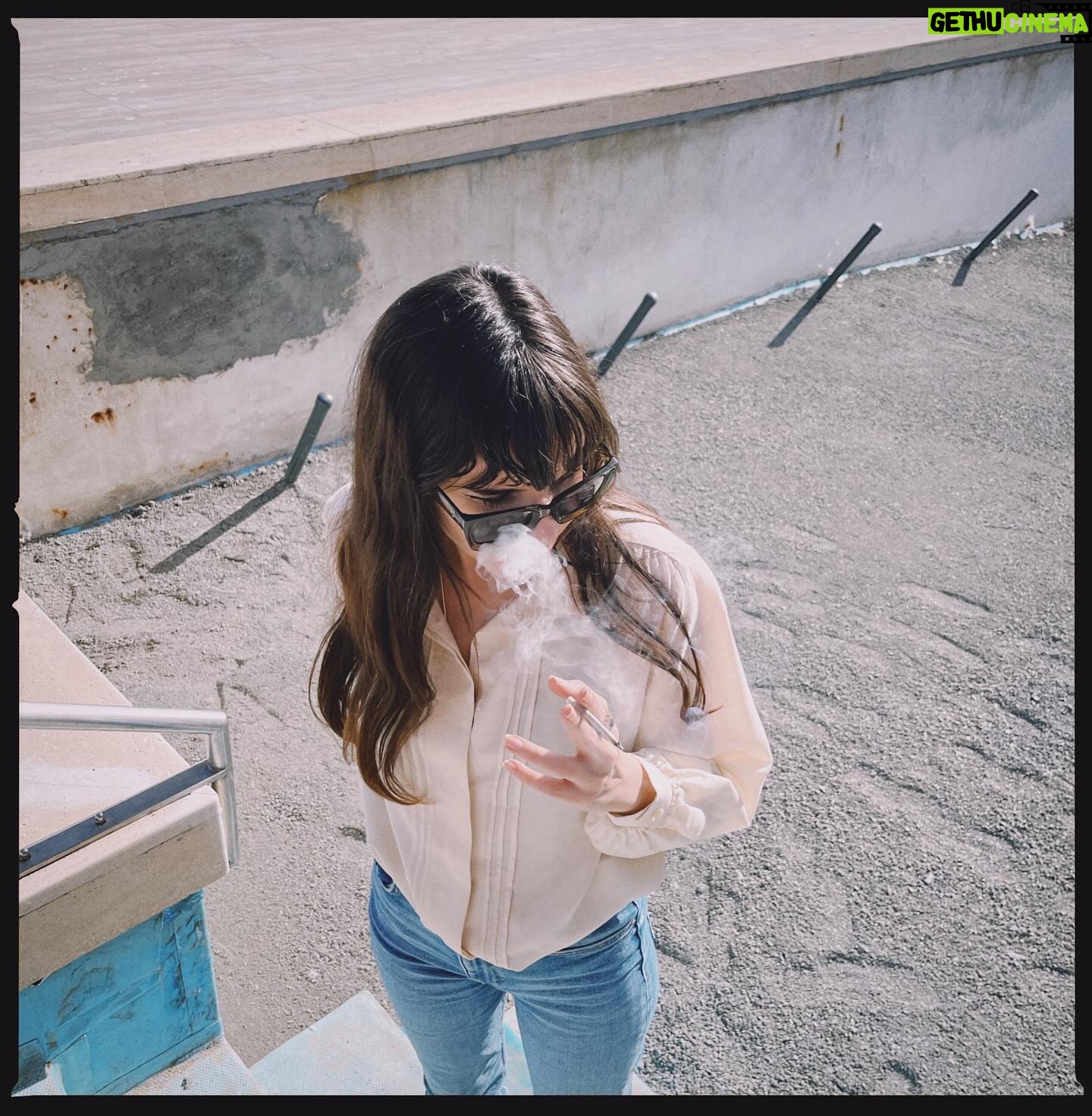 Gaye Su Akyol Instagram - Şu fotoların güzelliğine bakıp bi süre düşünelim ve bu kraliçeyle tarihe bırakmak üzere olduğumuz sürprizi hayal edelim 📸 @gizembayiksel ♥️