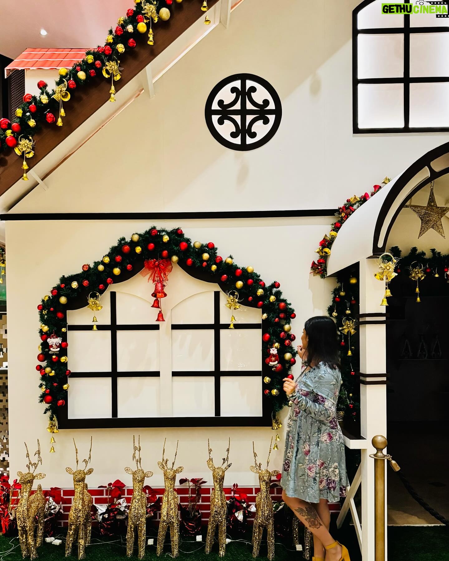 Geetashree Roy Instagram - Believe in the magic of Christmas 🧑🎄✨