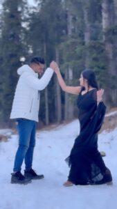 Geetashree Roy Instagram - Oh Finally I did it…🥰😍🥰 Mountain & Chiffon Saree🤪🥰 Lost in the enchanting beauty of Kashmir with @prabirdas_official by my side ❤️, feeling blessed to have this love story captured by the dream team! 😄 @danishbhat09 as the mastermind director, @jayeshrane16 as the visionary Director of Photography, and @salvi_shraddha adding the perfect touch as the spot girl. 🙈 My 👗 @sampurna_dey_100 Grateful for these friends turning our moments into cinematic magic. 💖 #KashmirLove #DreamTeam #Forever #love #friendslikefamily