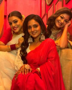 Geetashree Roy Instagram - ওলো সই॥❤️❤️❤️