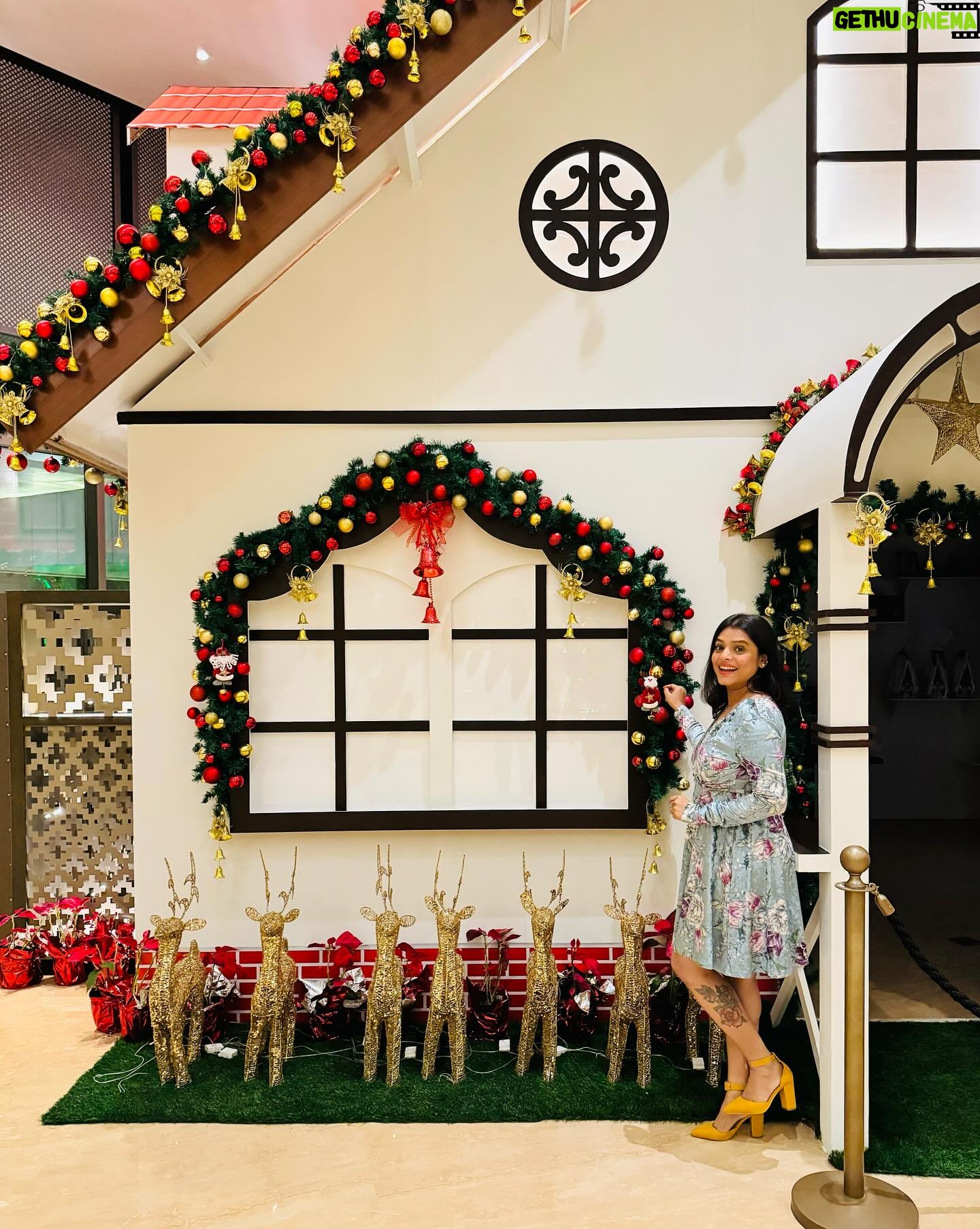 Geetashree Roy Instagram - Believe in the magic of Christmas 🧑🎄✨