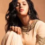 Geethika Tiwary Instagram - she is the stillness in the world of chaos intertwined with beauty ♾️
