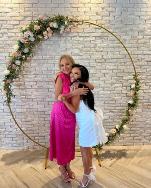 Geles Rodriguez Instagram - I am a strong woman because a strong woman raised me, happy mother’s day💗