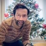 Georgia Tennant Instagram - Thank you to all of you who voted for #Staged and to @italktelly @elliot_gonzalez for your support over these mad few years. You’ve all been stupendous 🍍