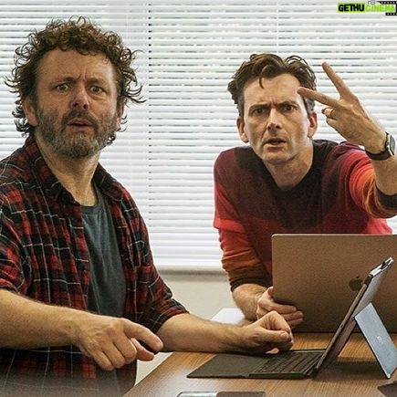 Georgia Tennant Instagram - #staged3 coming to @britbox_uk 24th November. 🎄