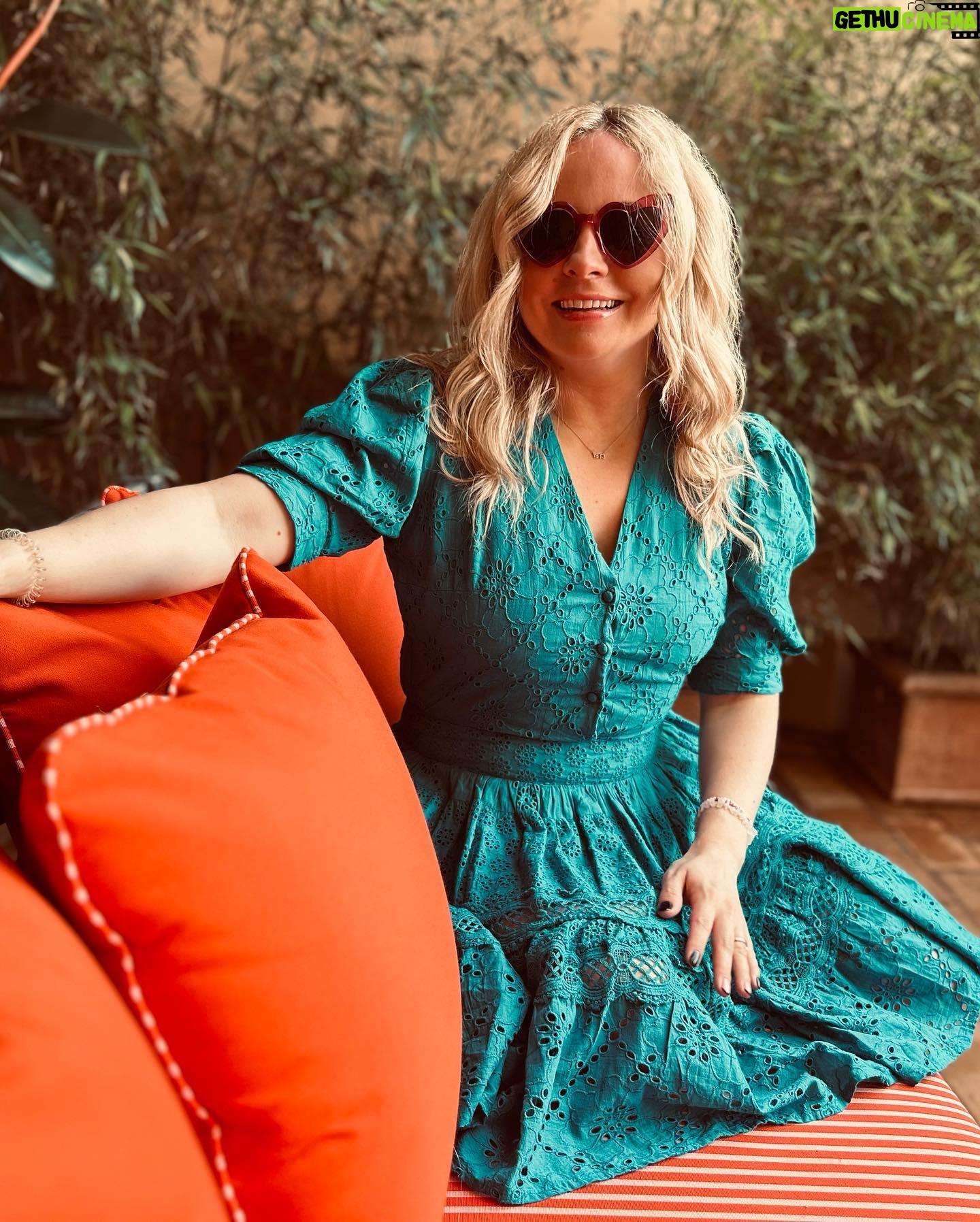 Georgia Tennant - 50.3K Likes - 40 hours in #Sorrento celebrating @christianbrassington surviving 40 years on the planet. @jenniefava you are the ultimate surprise party planner. Mine next? @leblonlondon @marinapiccola73 @la_minervetta @mrandmrssmith @ilbucosorrento #🍋 (and thanks to everyone who had our kids. Takes a village. Or most of west london)
