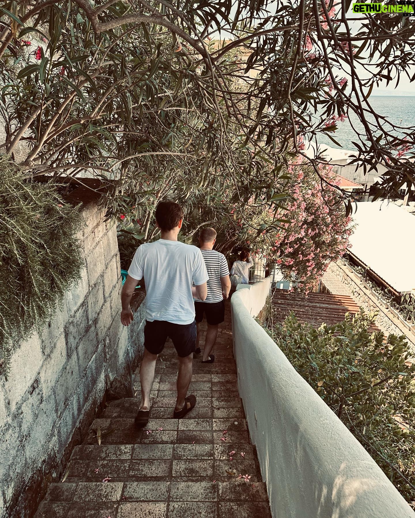 Georgia Tennant - 50.3K Likes - 40 hours in #Sorrento celebrating @christianbrassington surviving 40 years on the planet. @jenniefava you are the ultimate surprise party planner. Mine next? @leblonlondon @marinapiccola73 @la_minervetta @mrandmrssmith @ilbucosorrento #🍋 (and thanks to everyone who had our kids. Takes a village. Or most of west london)