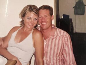 Georgie Gardner Instagram - 20 years married and after the highs, the lows and lots of in between …. still a lot of love and so much more to explore together with this handsome rooster! ❤️