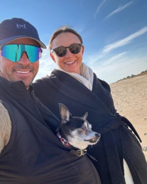 Georgina Bloomberg Instagram - Thankful for moments like this on our final weekend before baby, and the best looking sympathy belly I’ve ever seen. 🐾🌊❤️@j_water @barkypines #ralphbloomberg