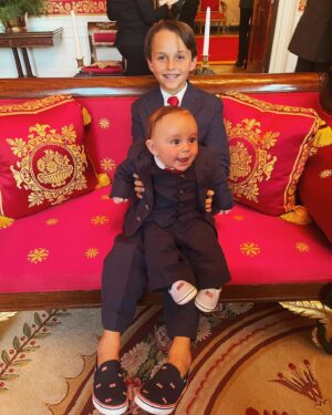 Georgina Bloomberg Instagram - I saved these for today… happy Father’s Day @mikebloomberg. We are proud to call you dad and grandpa every day, but getting to come watch you receive a Presidential Medal of Freedom at the White House last month was a good reminder of why. ❤️🇺🇸🤍🇺🇸💙