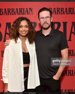 Georgina Campbell Instagram - Barbarian screening last night ✌🏽
Makeup: @cherishbrookehill 
Hair: @cynthiaglam