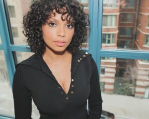 Georgina Campbell Instagram - Cold Storage fun ✨

Styling: @leithclark 
Hair: @hairbyromorgan 
Makeup: @makeupvincent 

@toryburch @marlolazjewelry