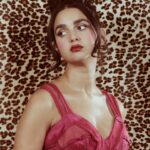 Geraldine Viswanathan Instagram - more juice from @polyesterzine 🧃