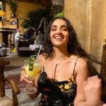 Geraldine Viswanathan Instagram - breaking the mould by being hot and on vacation