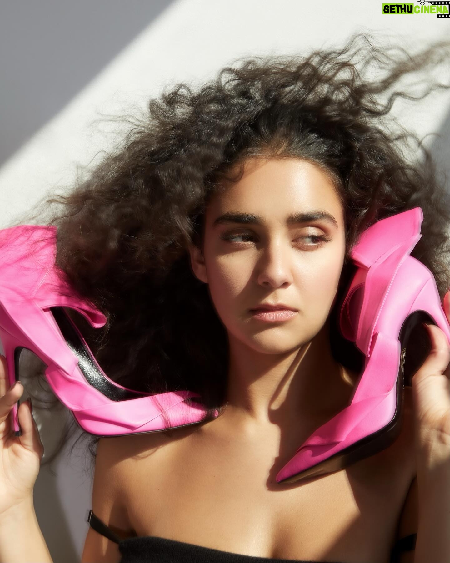Geraldine Viswanathan Instagram - @numero_netherlands 🦢🫧🪩🍃🎐
