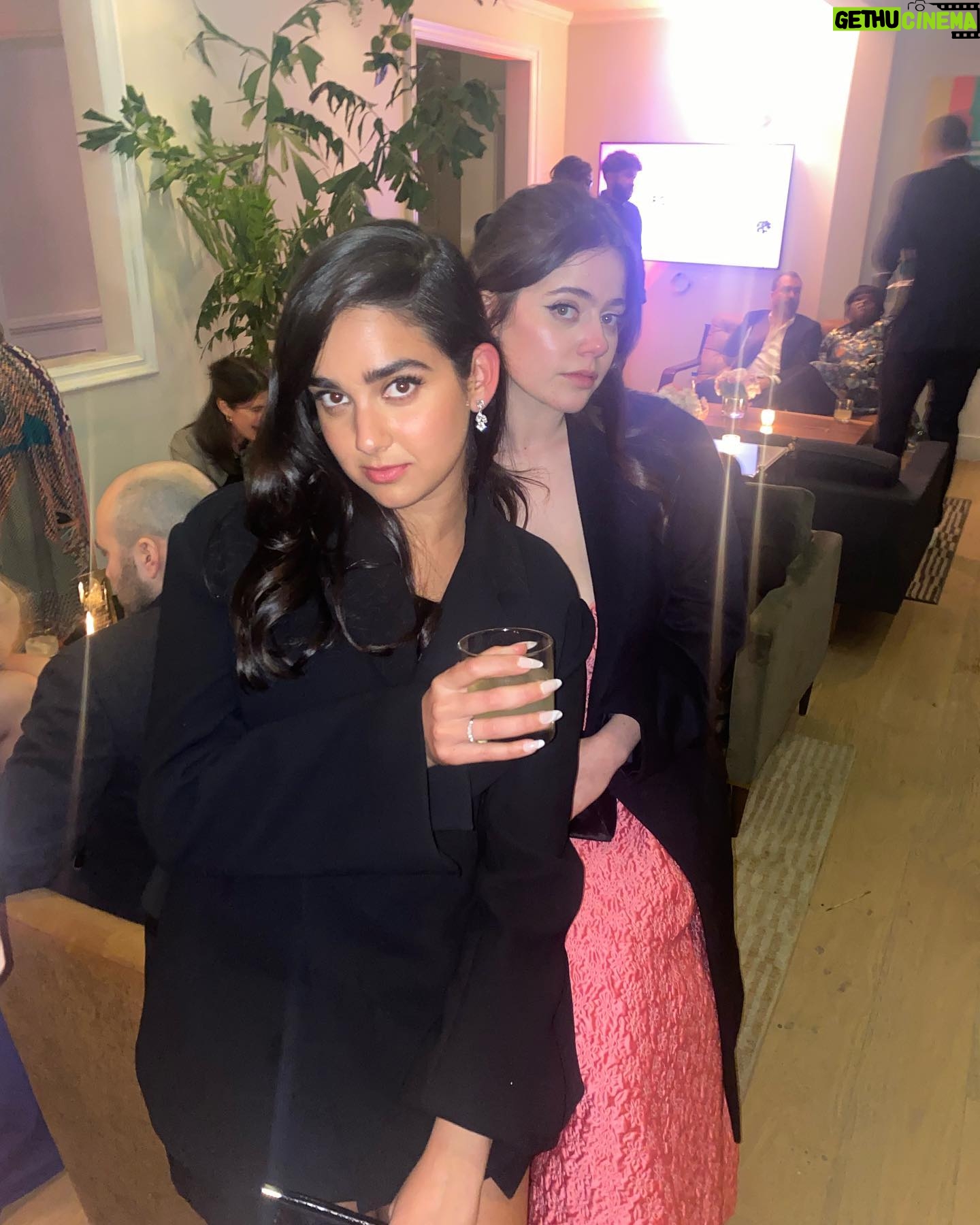 Geraldine Viswanathan Instagram - girls are important!