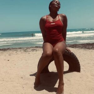 Gessica Généus Instagram - Dènye okazyon pou nou gade FREDA ansanm JAKMÈL nan @concordecine jodi dimanch 7 dawout la a 6h Nap tann nou 🖤