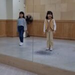 Gi So-you Instagram - 소유가 애정하는 아이유 언니의 홀씨♡ 원래 30넘으면 다 이모인데 아이유님은 언니라고🤣🤣🤣🤣 언젠가는 꼭 작품에서 만나뵙길~^^ 소유가 손꼽아 기다립니다^^ ㆍ ㆍ ㆍ #아이유#홀씨#릴스챌린지#아이유언니#보고픈#기소유#팬이랍니다#항상응원합니다🤗
