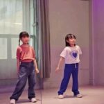 Gi So-you Instagram - 마무리 포즈랑 표정만 보면 소유 너가 젤 잘 추는줄? 😂 😆 😂 자신감은 최고인 너~ 즐기면 된거지♡ ㆍ ㆍ ㆍ #기소유#언니랑#댄스는즐거워💃 #즐거운댄스 #이산하선생님#오늘도수고하셨습니다