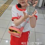 Gi So-you Instagram - 기남매♡♡ 오빠 핸드폰 바꾸러~ 4년만에 새 핸드폰~~ㅋㅋㅋㅋㅋ ㆍ ㆍ ㆍ #기은유#4년만에#핸드폰#바꿈#새핸드폰📱 #생기는날#기소유#선물자랑🎁