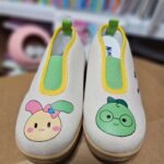 Gi So-you Instagram - 소유에게 입학선물로 너무 예쁜 실내화가♡♡♡ 학교있을때 신발보다 실내화를 신고 다니는 시간이 더 많은데~ 걸음걸이교정도 되고~발도 편해서 너무 좋을꺼 같아요~^^ 예쁜선물 너무너무 감사드립니다 나라찬 대표님~^^최고👍👍👍👍 ㆍ ㆍ ㆍ ㆍ @narachan__official 모두가 함께 신을수 있는 신발 나라찬입니다♡ ㆍ ㆍ ㆍ #나라찬신발👟#나라찬신발👟 #마법의신발#실내화#신학기준비물 #교복신발#바른걸음신발#예쁜신발#편한신발#기소유