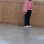 Gi So-you Instagram - 소유의 댄스영상 💃 🕺 저번주보다는 나아졌오! 이쁜이 ♡ 왜이리 진지해!😘😘😘 ㆍ ㆍ 소유댄스선생님 @sxxha_lee 선생님이 수고가 많으십니다 👍👍👍👍 ㆍ ㆍ ㆍ #기소유 #댄스는즐거워💃 #댄스영상 #꼬물이들#귀여워#오늘도잘했어#뭐든지열심히‼️
