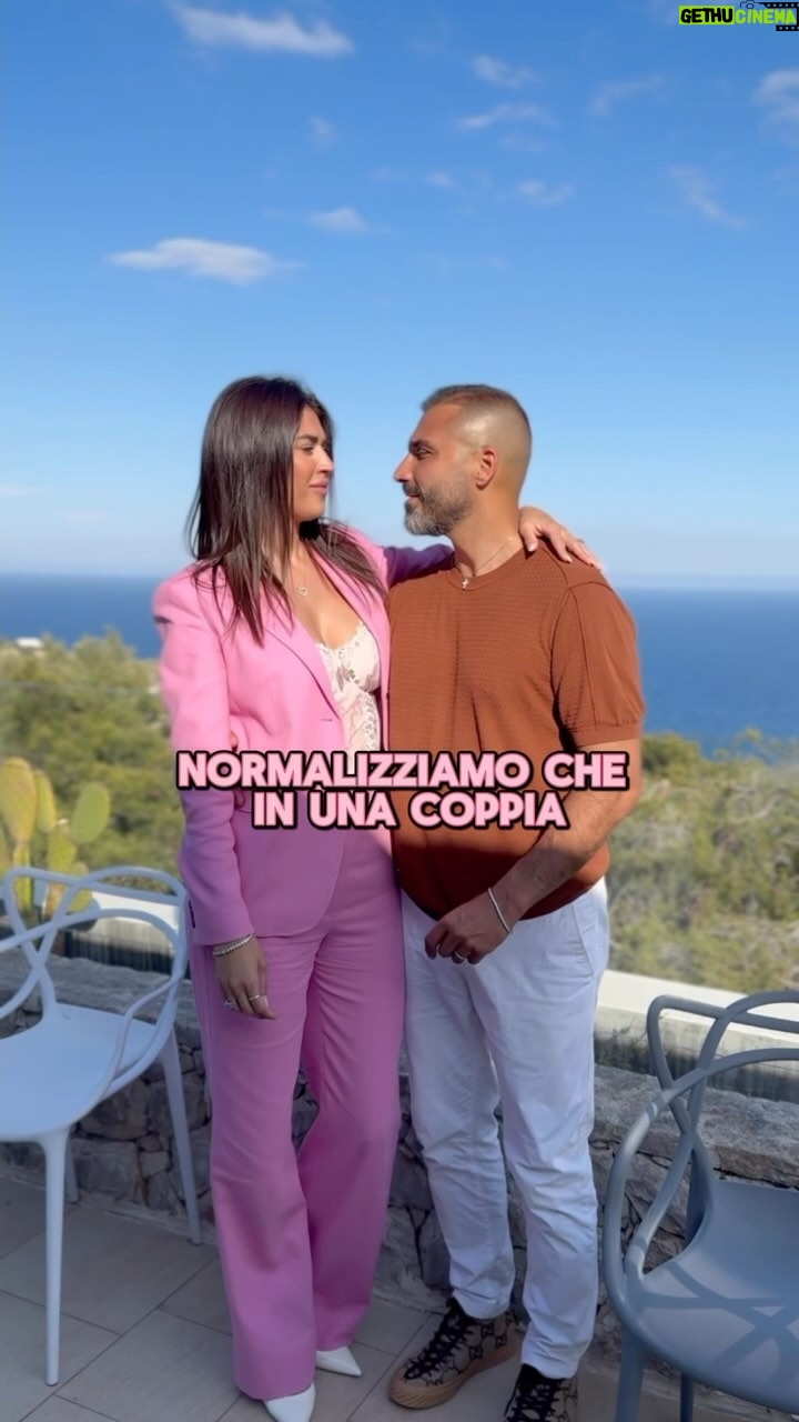 Giada Pezzaioli - 1.3K Likes - Questo è il mio concetto di coppia,
Per te invece cosa significa essere una coppia ? 💏
Scrivimelo nei commenti ⤵️