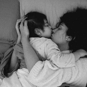 Giada Pezzaioli Instagram - Potranno passare gli anni e anche i secoli, ma questo amore sarà per sempre ♥️ 

#mammaefiglia #love #amorepuro