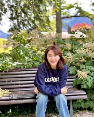 Gigi Lai Instagram - Have a happy weekend! 😙

#我的相薄回憶 #舊照片 #上年的照片 #美好的風景 #清新的空氣 #我喜歡腳踏車 #有一點點陽光都要記得塗防曬 #throwback #memories #travelmemories
