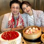 Gigi Lai Instagram – 我最親愛的媽媽🎂生日快樂！
祝你身體健康😘平安幸福
日日都笑口常開❤️永遠美麗

#happybirthday #lovemyfamily #mother #love
