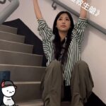 Gigi Yim Instagram - 很久都沒有出過唱歌片，送俾大家吧，不過樣子有啲肉緊。 《還有一艘救生艙》 @kwchumunhey @tungmusic #還有一艘救生艙 #很難唱的救生艙