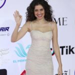 Gihan El Shamashergy Instagram - From yesterday’s red carpet for Abu Saddam at Cairo International Film Festival من العرض الأول للفيلم الجميل جداً 'أبو صدام' في مهرجان القاهرة السينمائي الدولي Thank you @shahiralasheen for this beautiful dress, and thank you @sarah_lasheen & ahmlasheen for all your help and support. I love you. Jewelry @gihan.elshamashergy.jewelry Photos by @ahmedraafat4 @cairofilms