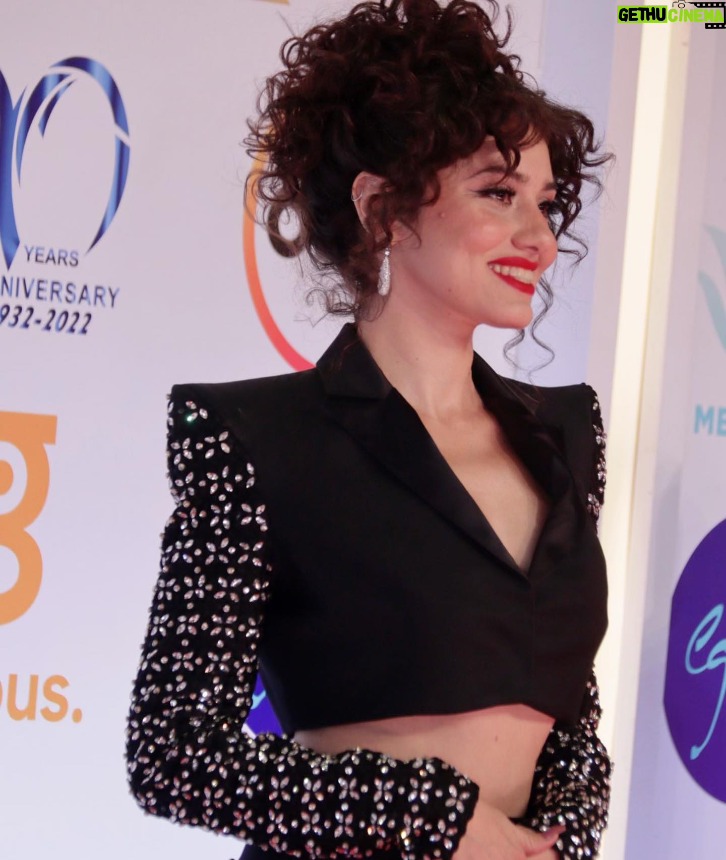 Gihan El Shamashergy Instagram - From the MENA premiere of The Swimmers at the Cairo International Film Festival ✨ Stylist @kariemfadl Suit @asmorii Makeup @duhamukhtar Jewelry @louisdiamondsofficial Hair stylist @thecurlystudio @doaathecurlystudio