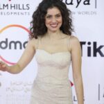 Gihan El Shamashergy Instagram - From yesterday’s red carpet for Abu Saddam at Cairo International Film Festival من العرض الأول للفيلم الجميل جداً 'أبو صدام' في مهرجان القاهرة السينمائي الدولي Thank you @shahiralasheen for this beautiful dress, and thank you @sarah_lasheen & ahmlasheen for all your help and support. I love you. Jewelry @gihan.elshamashergy.jewelry Photos by @ahmedraafat4 @cairofilms