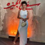 Gihan El Shamashergy Instagram - سفاح الجيزة ٢٥ أغسطس على شاهد @shahid.vod Stylist: @kariemfadl Dress: @lablancaegypt Jewelry: @gihan.elshamashergy.jewelry MUA: @habiba_azkoul11 Hair: @thecurlystudio @doaathecurlystudio Clutch: @sheclutches Shoes: @viamilano_egy